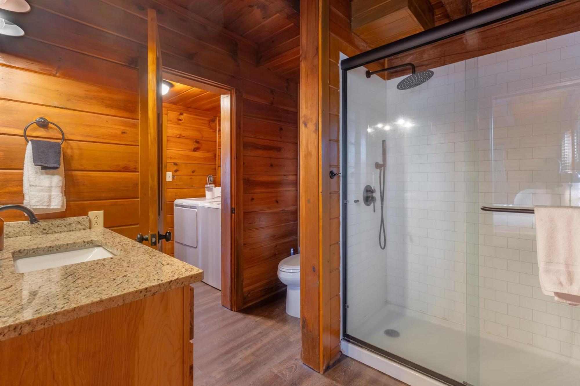 Dudley II By Avantstay Comfortable Cabin W Hot Tub Views 鸽子谷 外观 照片