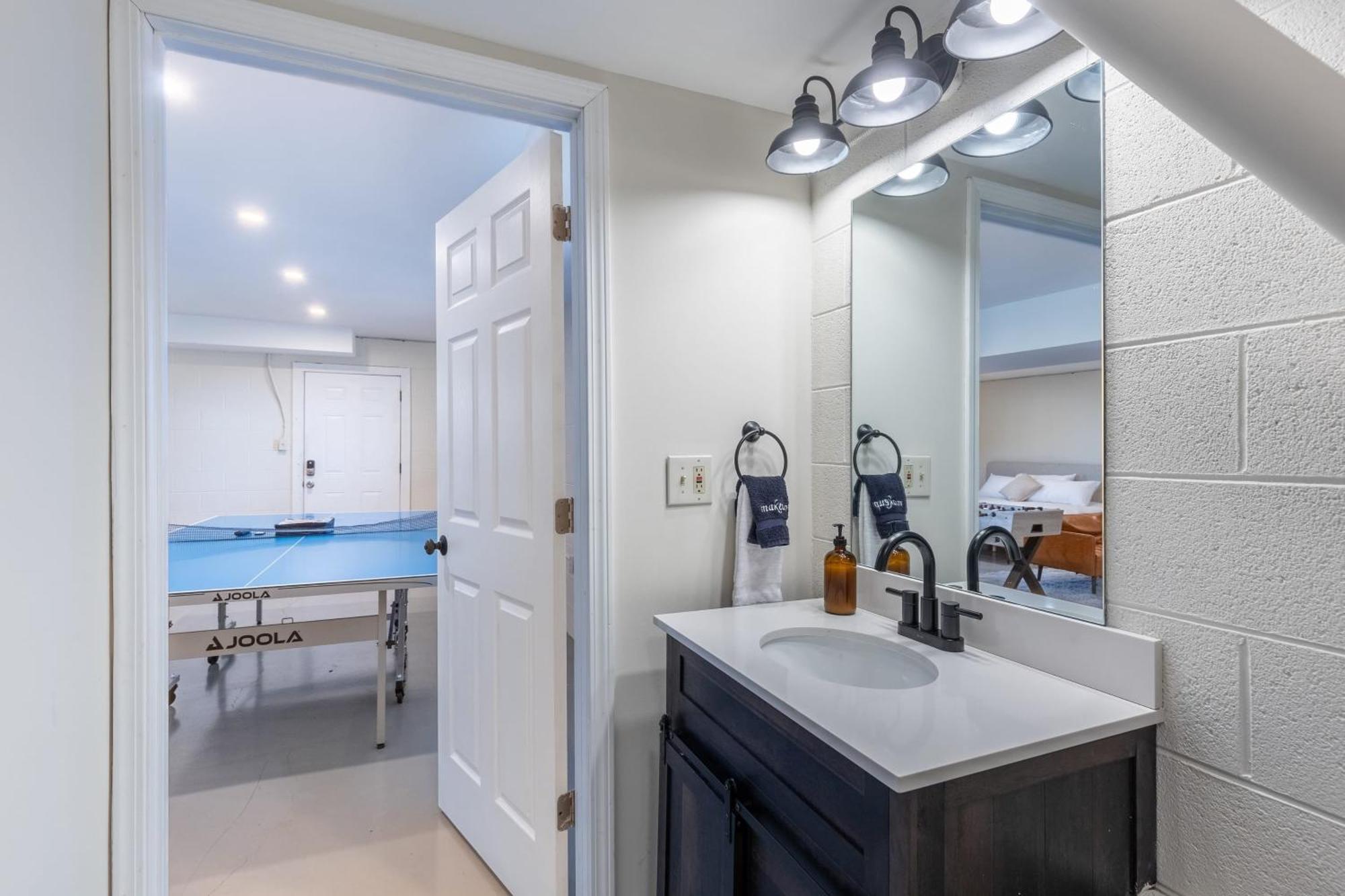 Dudley II By Avantstay Comfortable Cabin W Hot Tub Views 鸽子谷 外观 照片